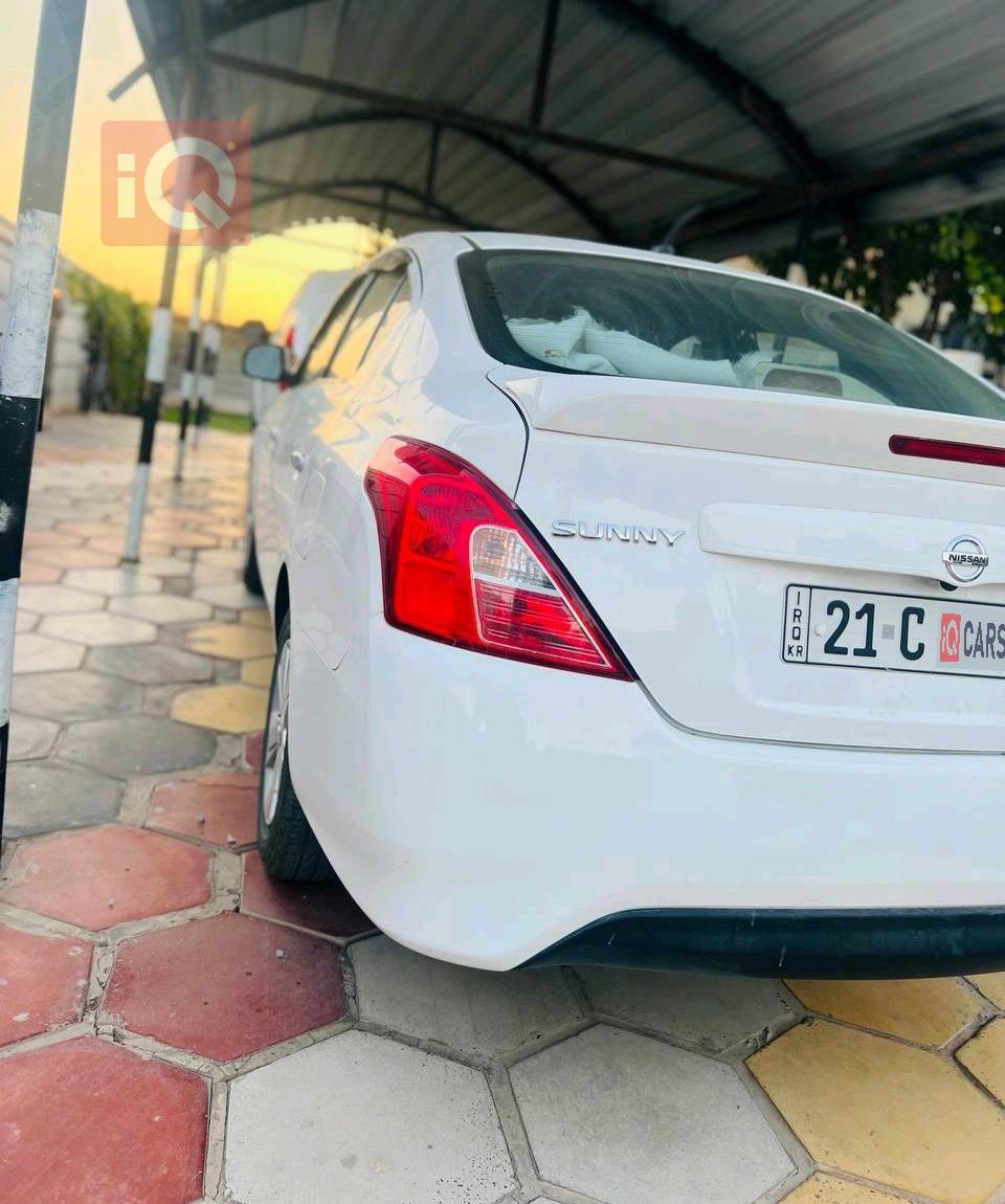 Nissan Sunny
